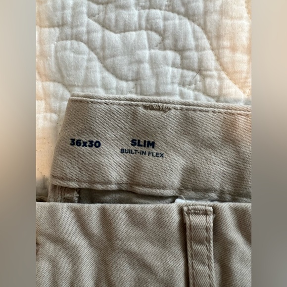 Old Navy Men’s Slim Built-In Flex Rotation Chino NWT 36x30 - Khaki - Picture 2 of 5